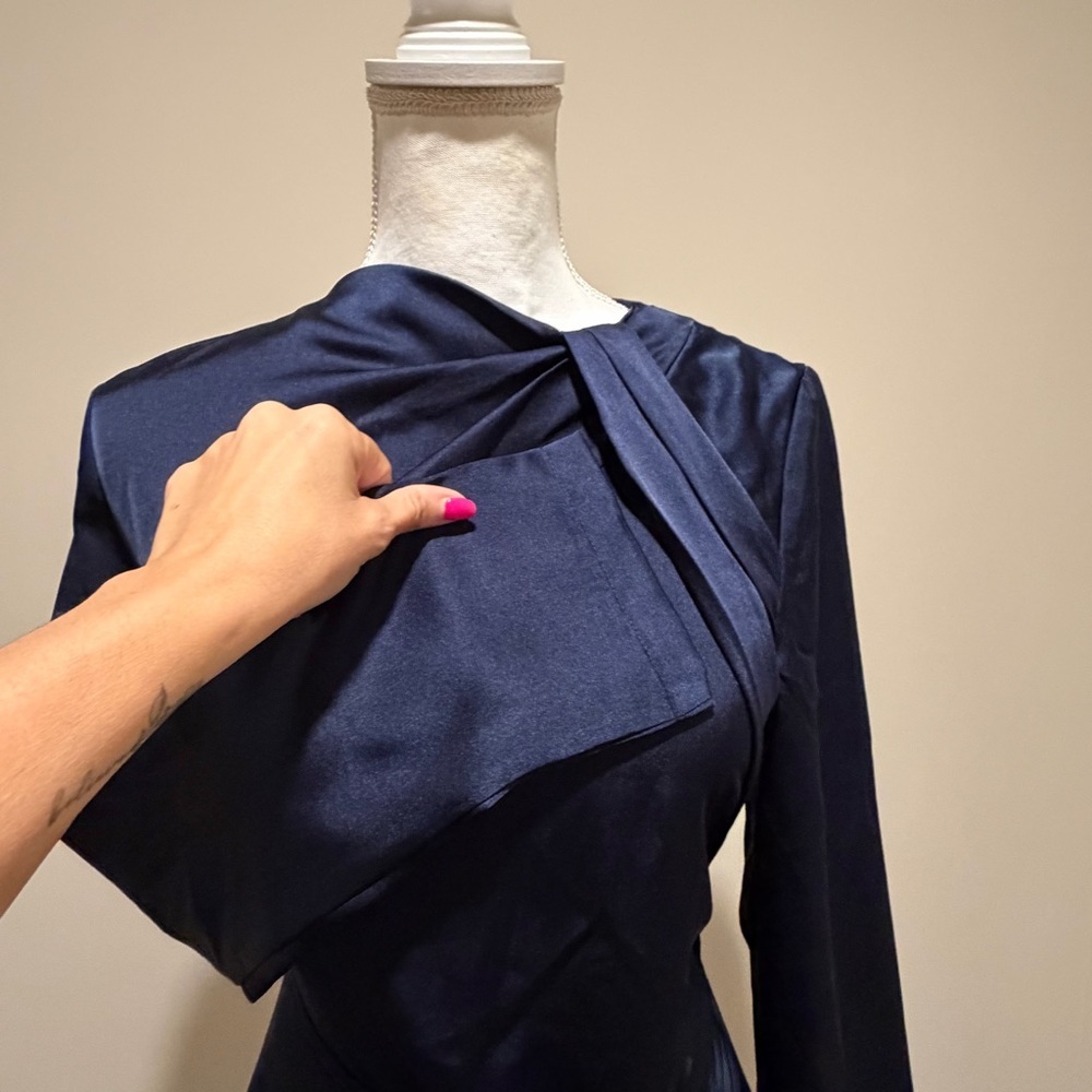 NWT COMMENSE Metal Detail Long-Sleeve Ruched Maxi Dress in navy women size small - Picture 10 of 15